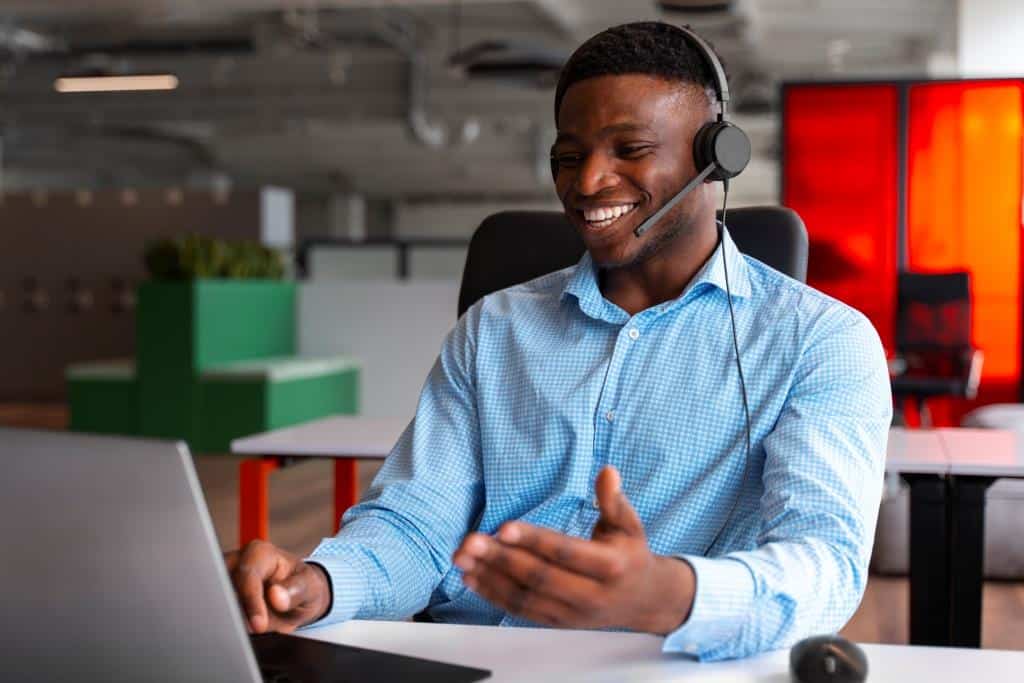 B2B Sales Enablement: A Guide for Apparel Distributors and Brands
