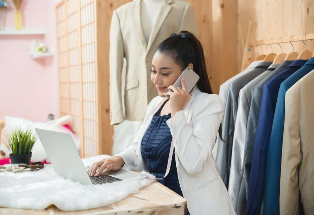 How to Start an Online Clothing Boutique